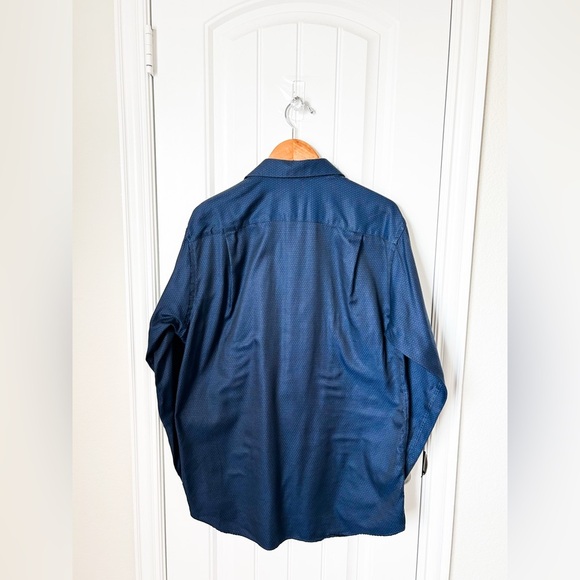 Men’s Awearness Kenneth Cole Non-Iron Slim Fit Button Down Size Large - Picture 2 of 2